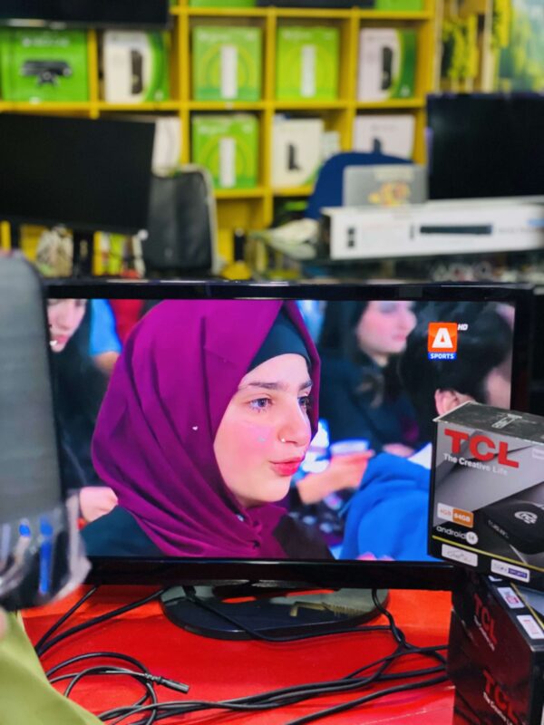 GTEL TCL TV BOX with Voice remote and TV and Netflix for lifetime Latest Andriod  forever tv - Image 6